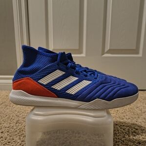 Adidas Predator Indoor with soft touch suede toe
